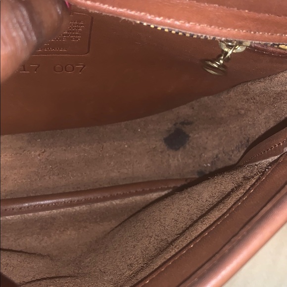 Vintage Coach Crossbody - Picture 8 of 12